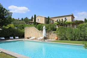 Villa avec piscine 3 terrasses dans un ecrin de verdure